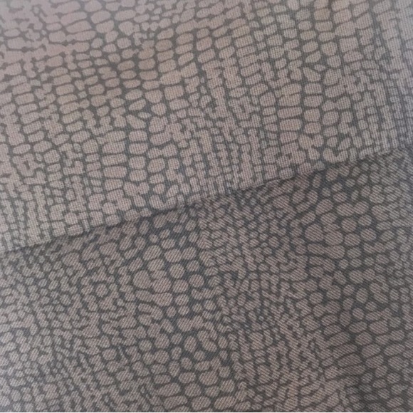 SPANX LAMN Leopard Leggings - Picture 2 of 8